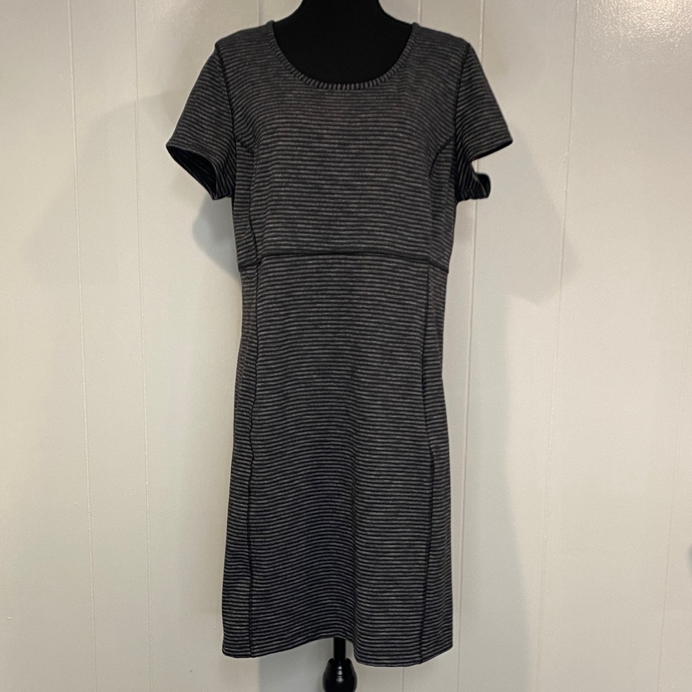 Duluth Trading Co Dress Striped Knit Minimalist Athleisure Casual Chic Medium - Picture 2 of 14